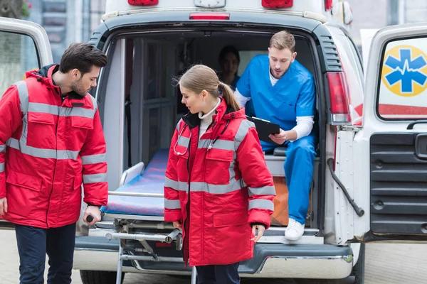 Guide sur le transport de malades par ambulance : tout ce que vous devez savoir